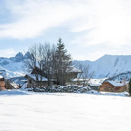 -les Aiguilles- Rdc Albiez-Montrond